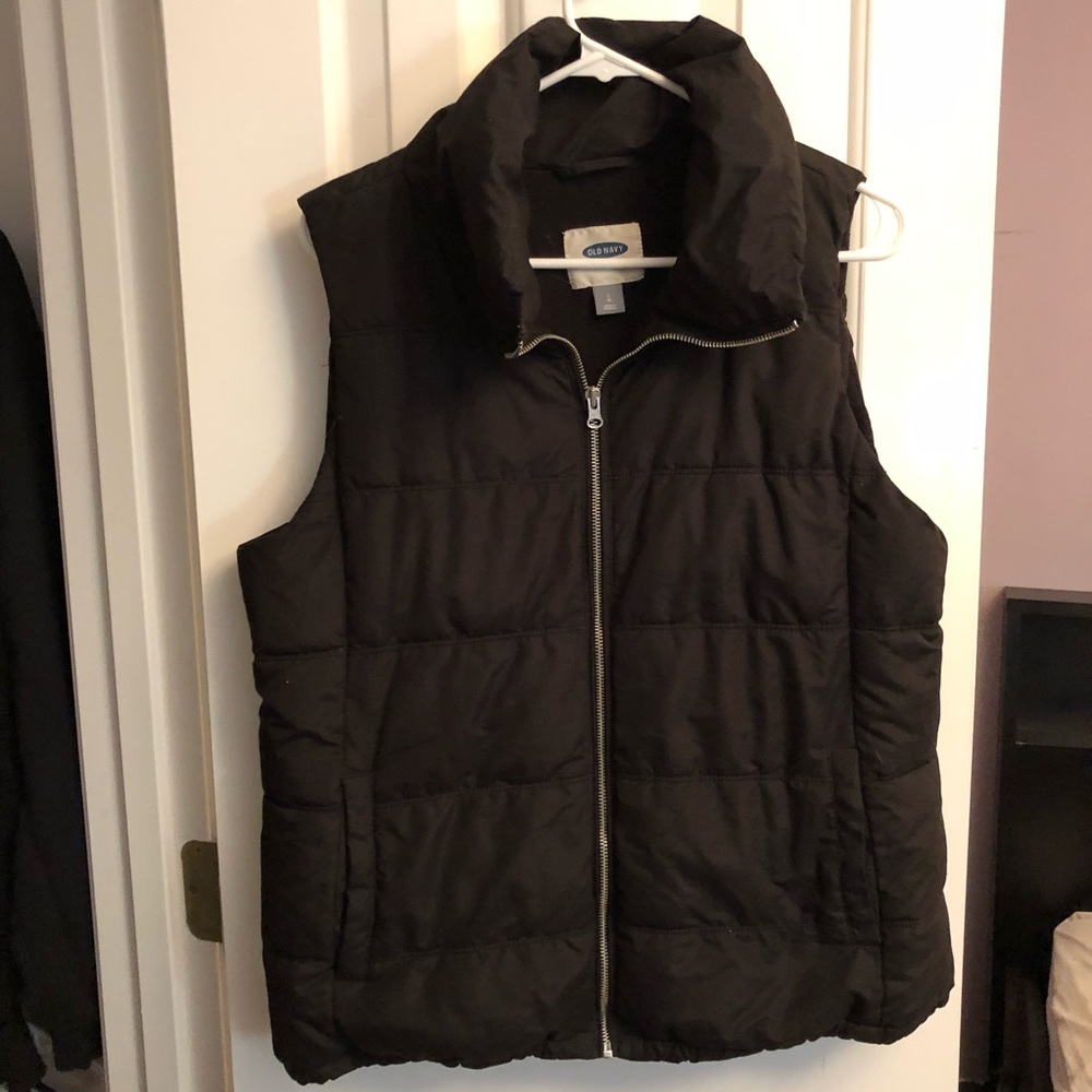 Black zip up vest